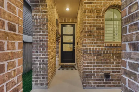 $498,990 | 530 West Cascade Heights Drive, Montgomery, TX 77316