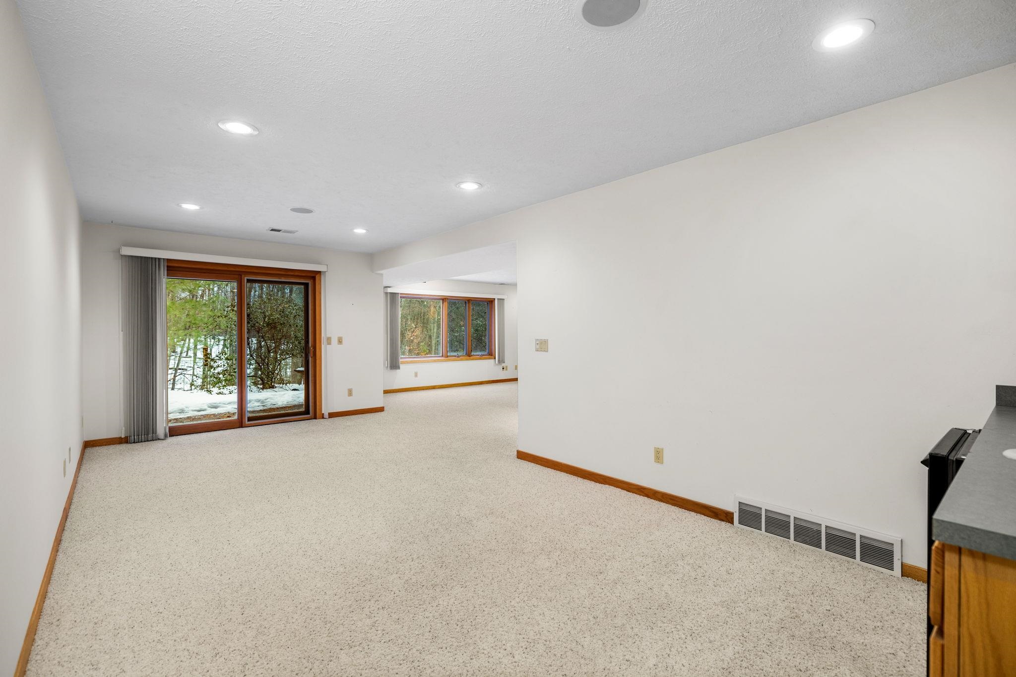 6550 Mission Ridge Traverse City, MI 49686 - Photo 34 of 51 1941663-cc53178a-c0b5-40bb-8725-7c39b920309b.JPG