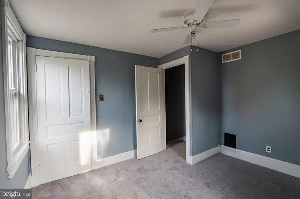 $450,000 | 501 Maple Avenue, Palmyra, NJ 08065
