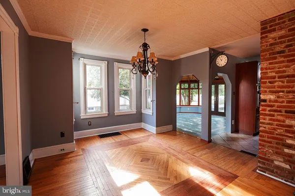 $450,000 | 501 Maple Avenue, Palmyra, NJ 08065