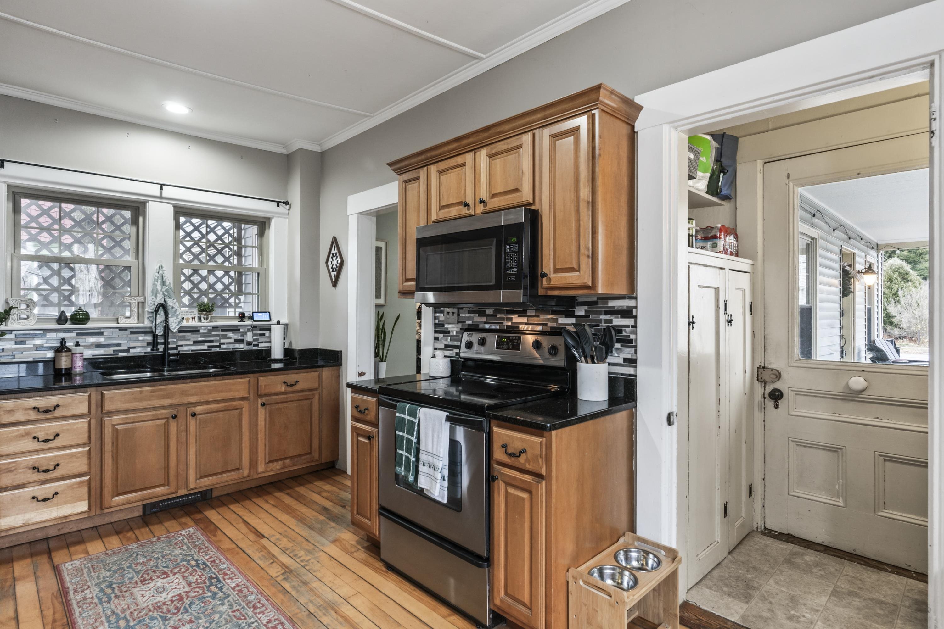 87 Charles Street, Unit 2 Rochester, NH 03867 - Photo 26 of 49