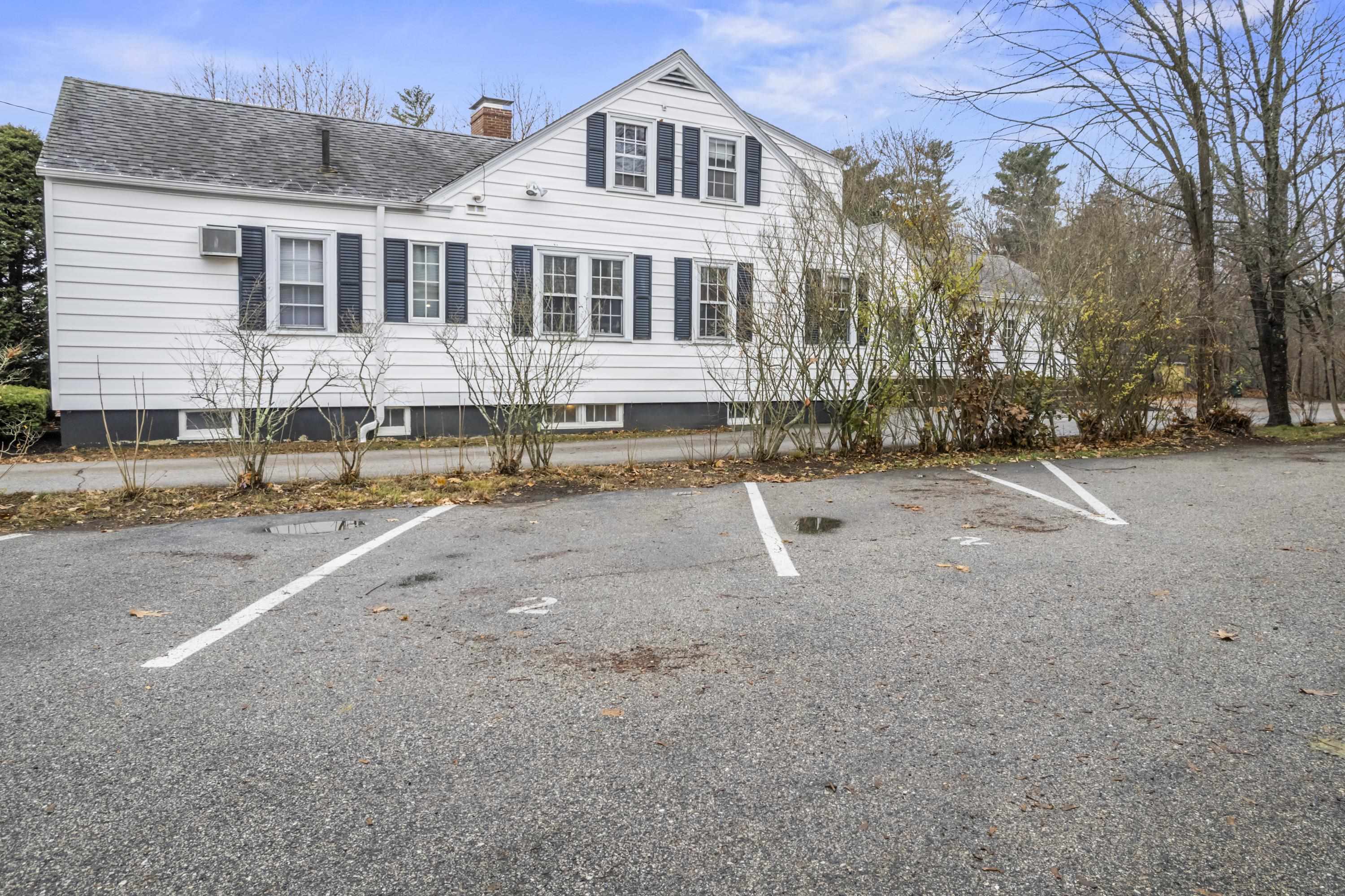 87 Charles Street, Unit 2 Rochester, NH 03867 - Photo 38 of 49