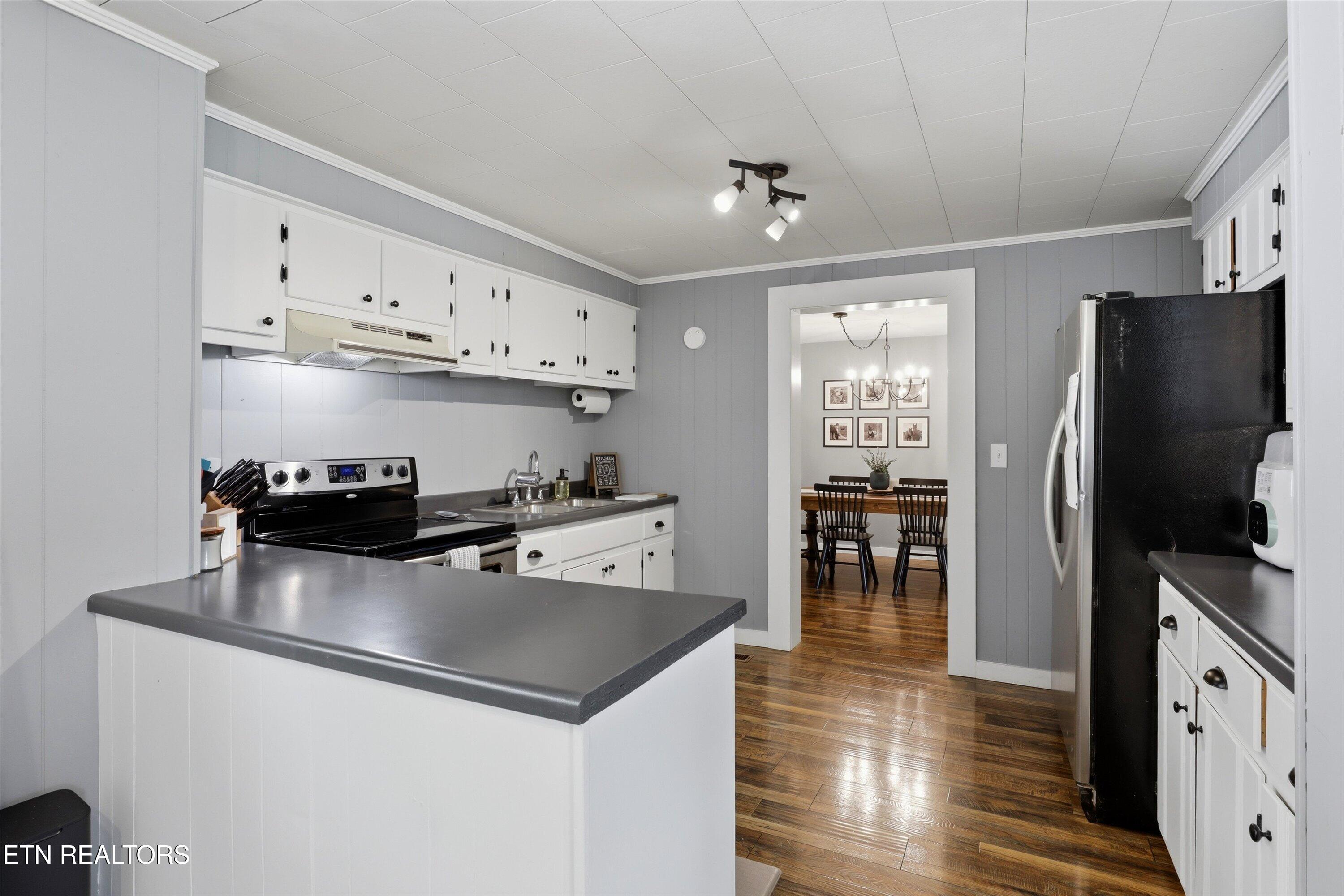 224 West Millers Cove Road Walland, TN 37886 - Photo 14 of 39 Kitchen