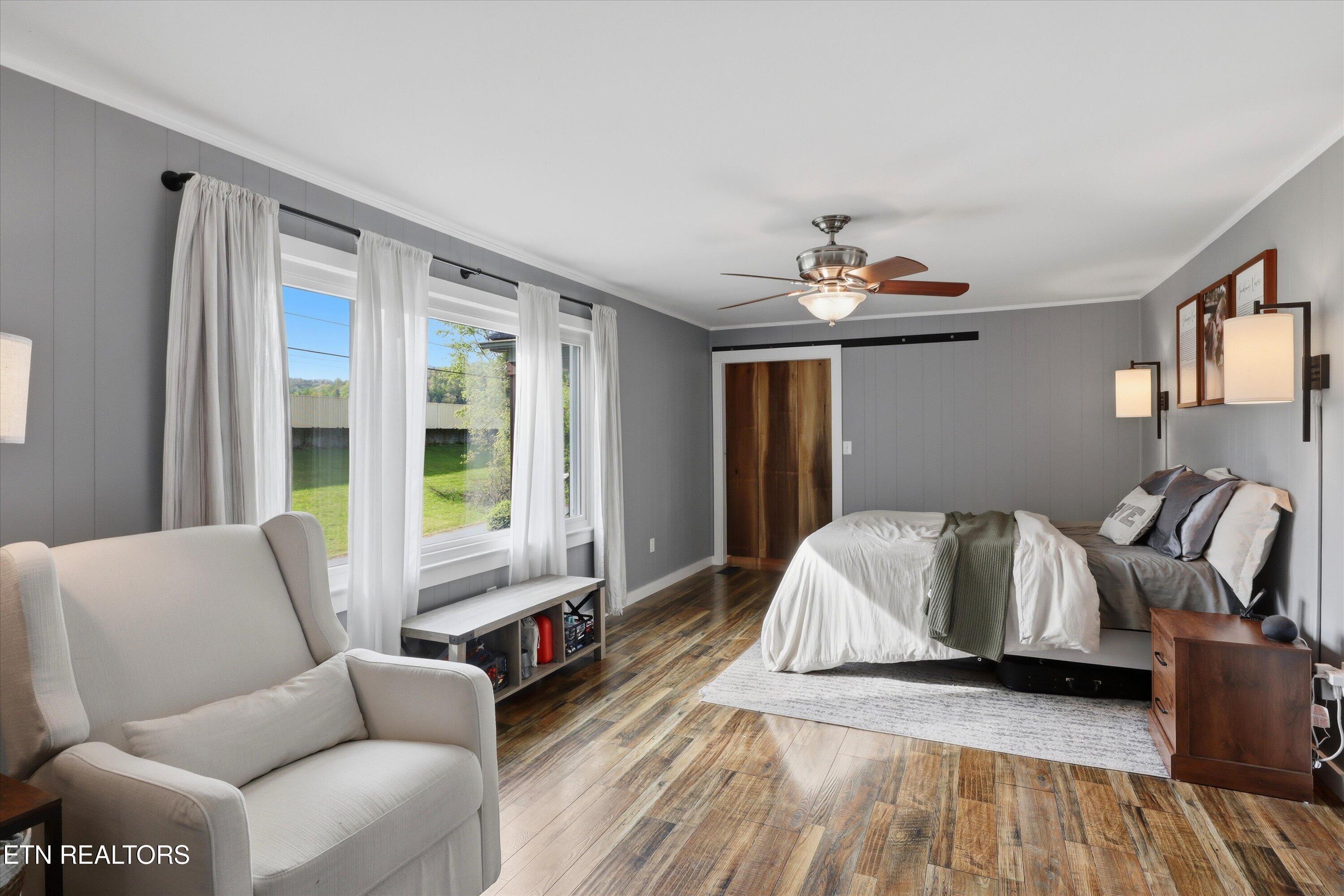 224 West Millers Cove Road Walland, TN 37886 - Photo 19 of 39 Primary Bedroom