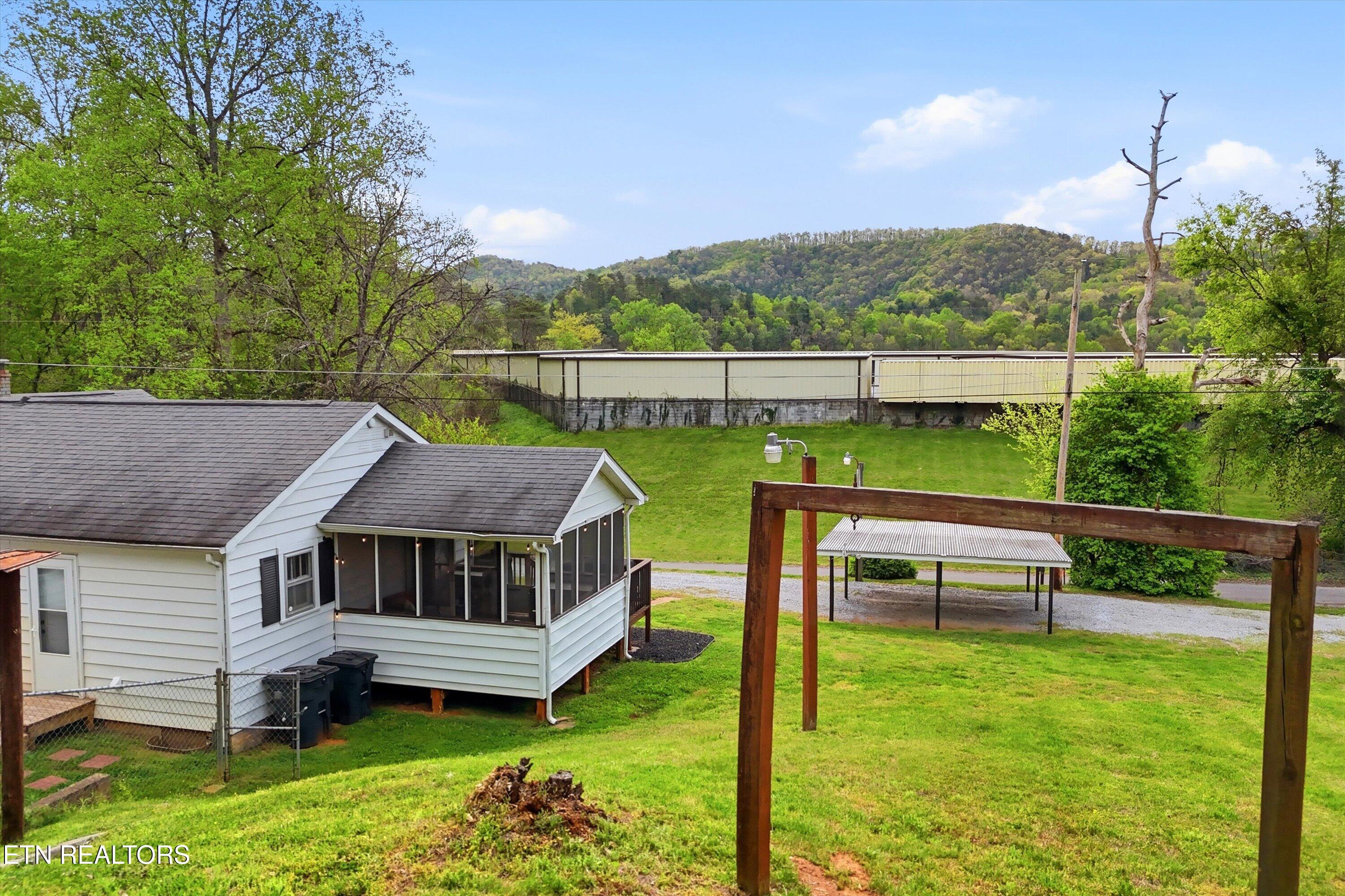 224 West Millers Cove Road Walland, TN 37886 - Photo 33 of 39 View from Seating Area