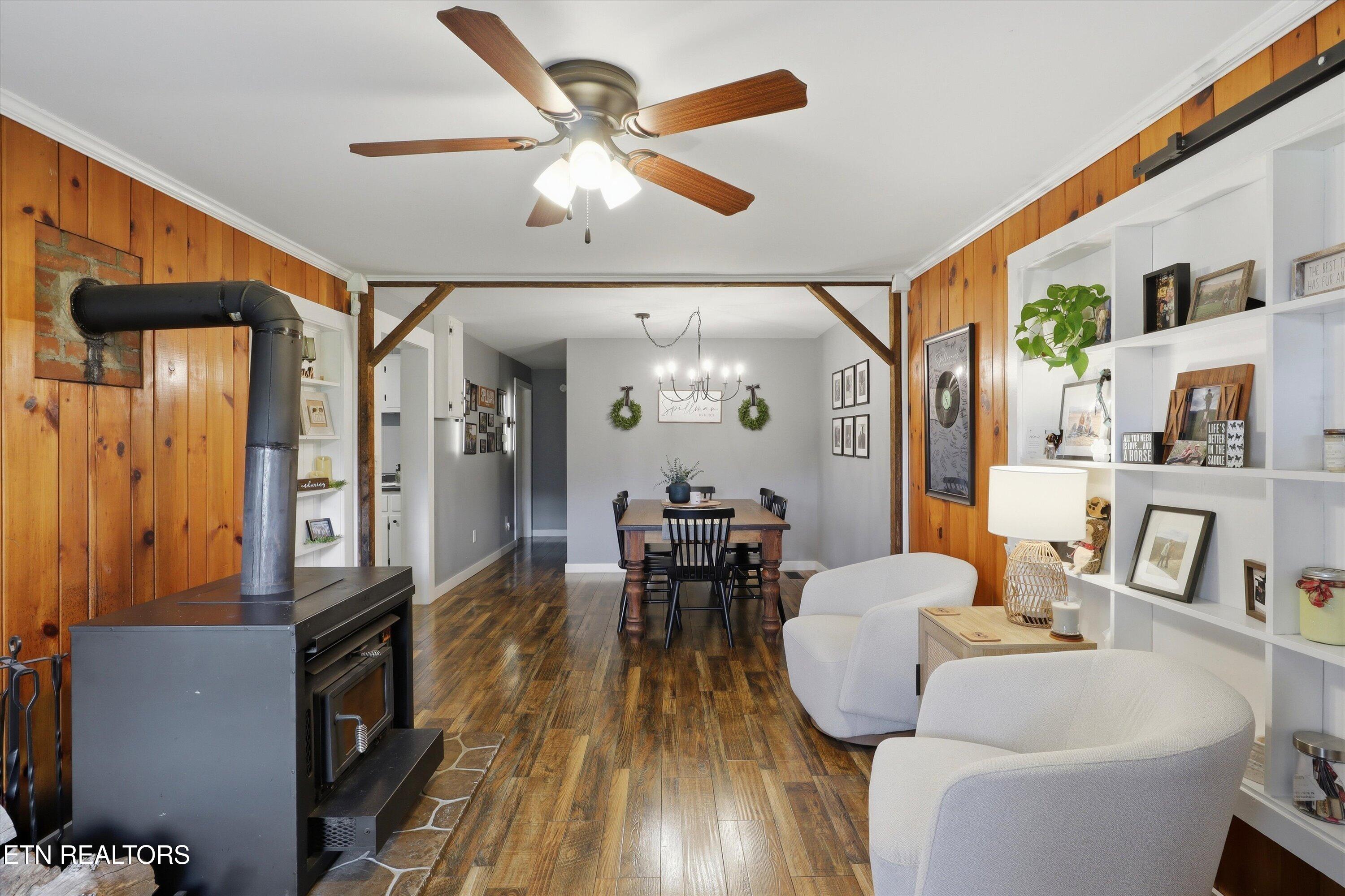 224 West Millers Cove Road Walland, TN 37886 - Photo 5 of 39 Sitting Room/Dining Room