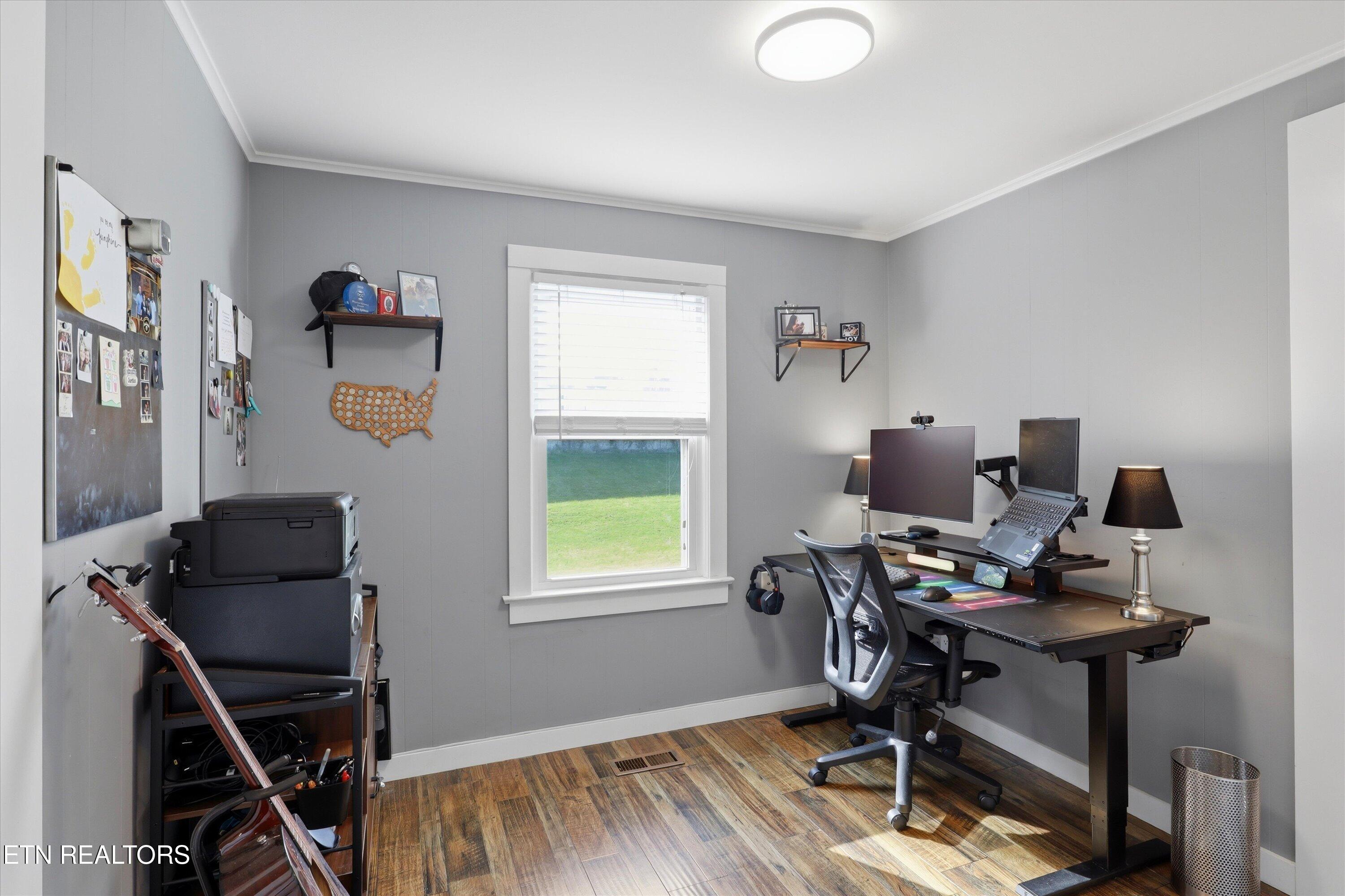 224 West Millers Cove Road Walland, TN 37886 - Photo 9 of 39 Office