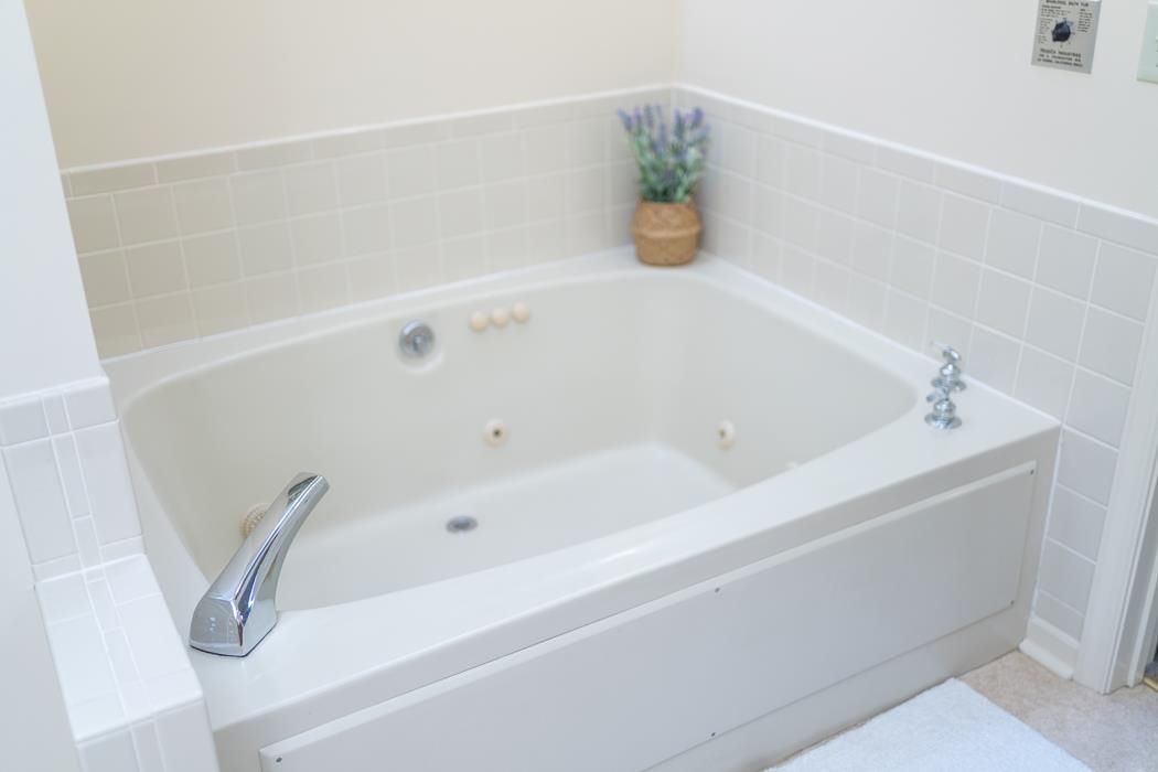 1275 Ladd Road Waynesboro, VA 22980 - Photo 54 of 75 a bathroom with a bathtub