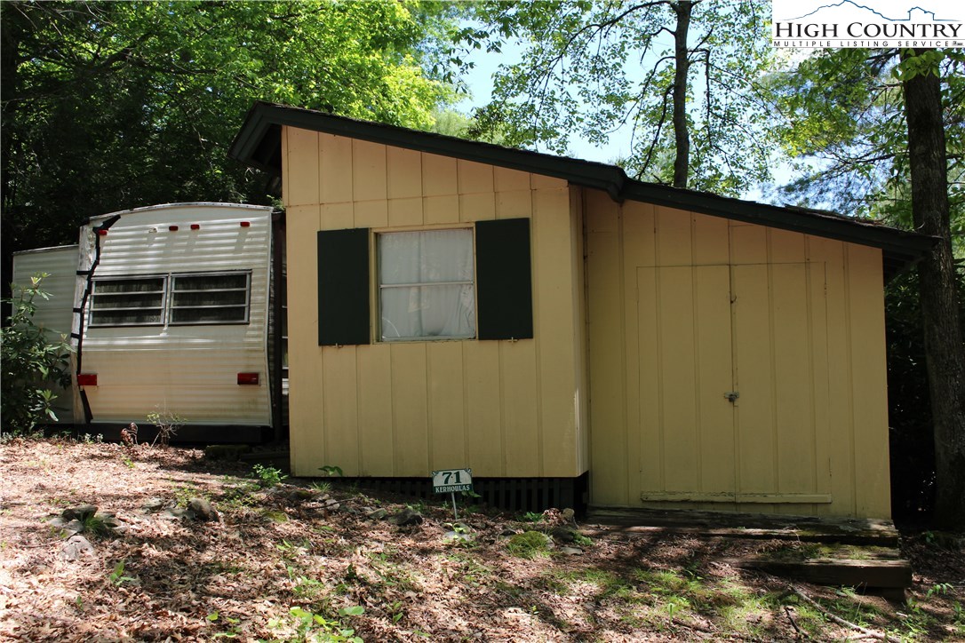 71 Spruce Pine Road Newland, NC 28657 - Photo 1 of 3 Gallery Image 1