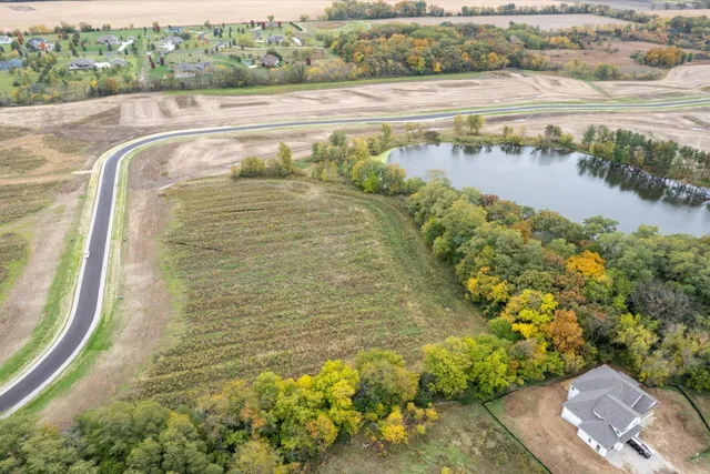 $169,900 | 1007 Beere Lane, Burlington, WI 53105