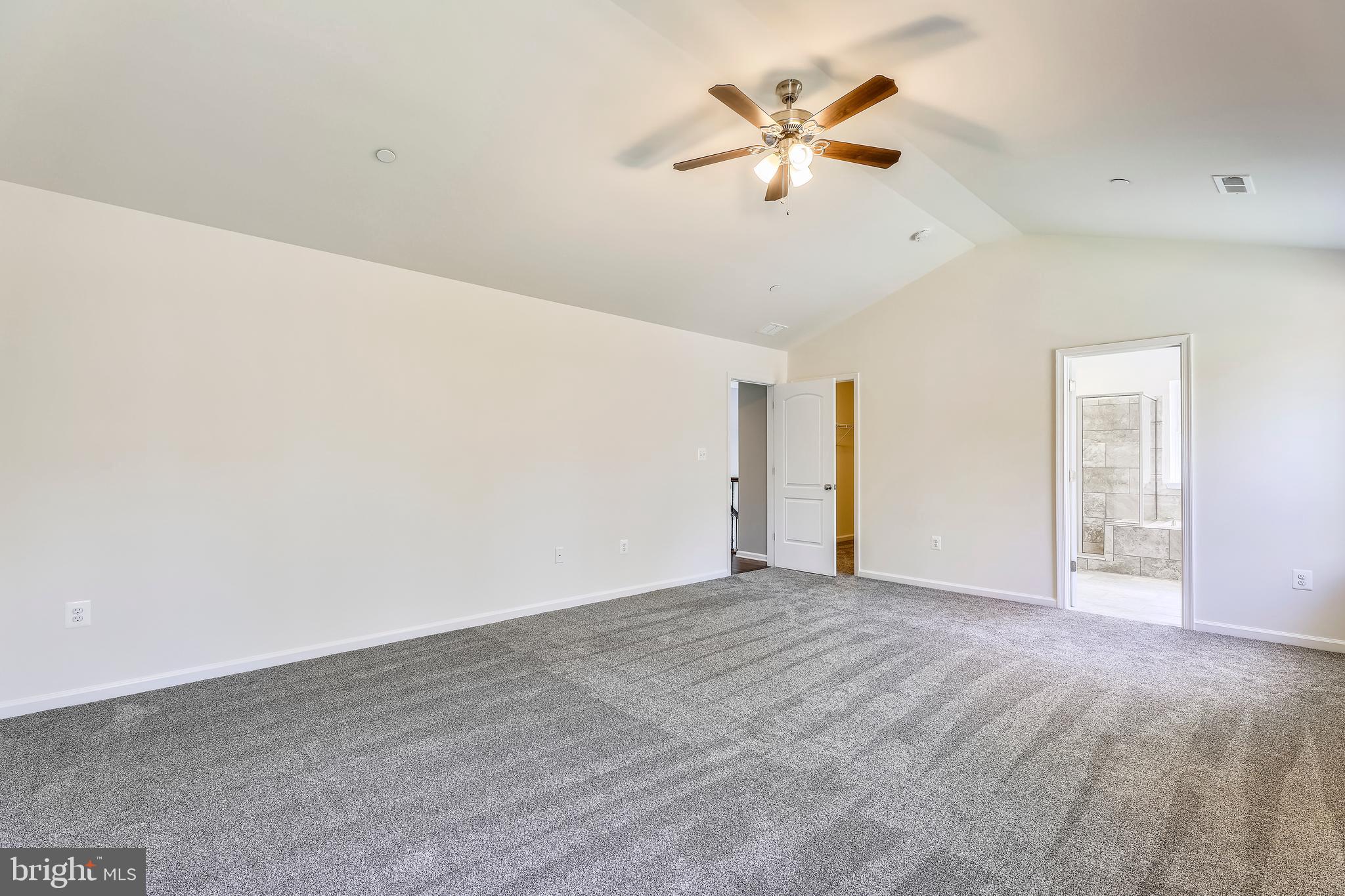 638 Powhatan Beach Road Pasadena, MD 21122 - Photo 20 of 32 MASTER BEDROOM /CATHEDRAL CEILINGS AND CEILING FAN