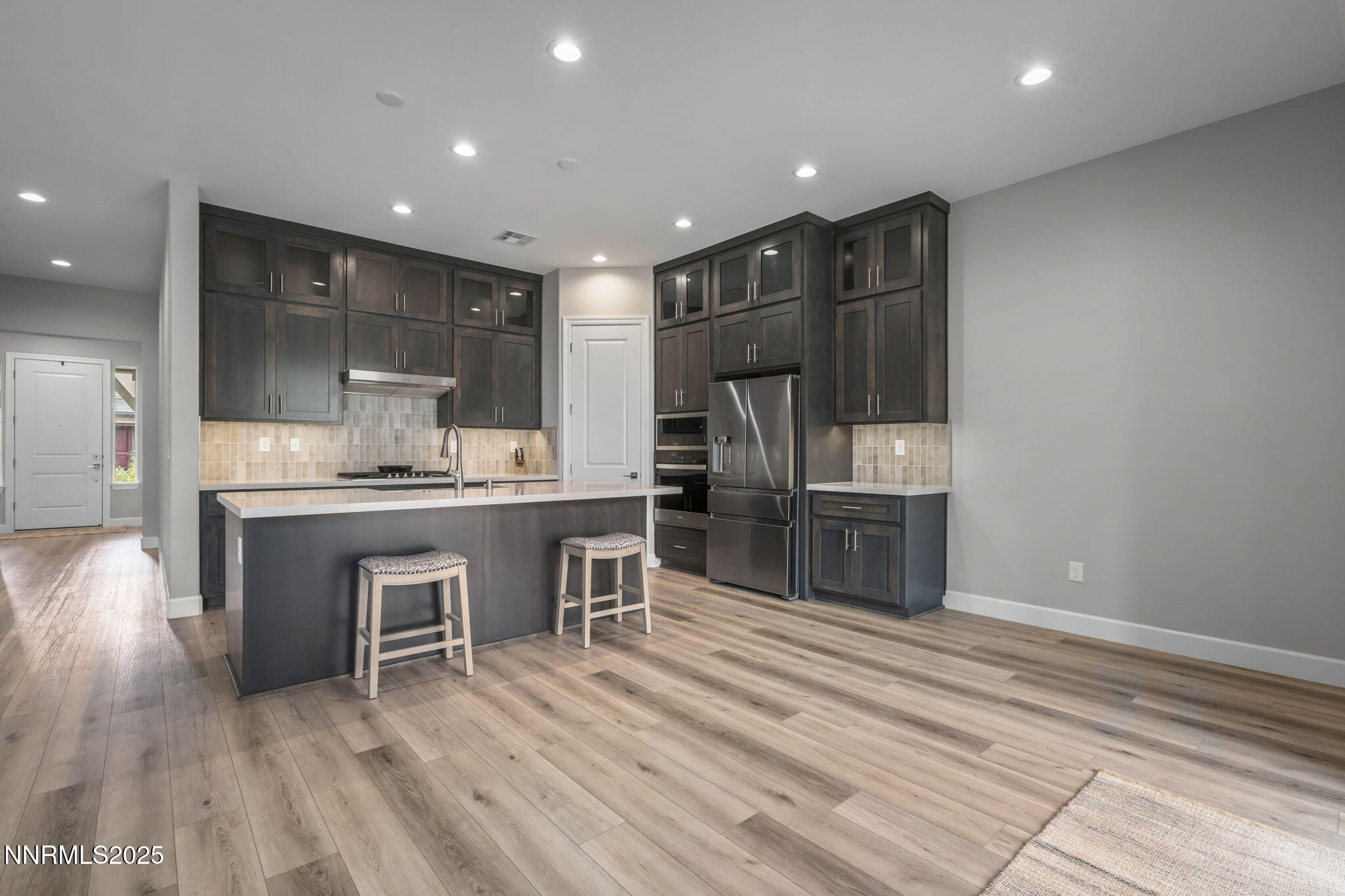 207 Commodore Drive Reno, NV 89439 - Photo 8 of 26 13-web-or-mls-_DSC4178