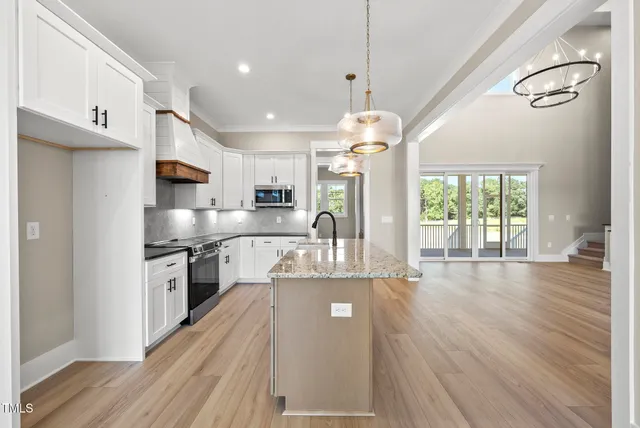 $774,777 | 2560 Lassiter Road, Four Oaks, NC 27524