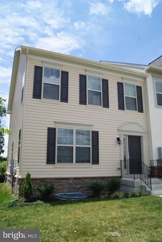 35 Driver Square Front Royal, VA 22630 - Photo 2 of 21 Exterior (Front)