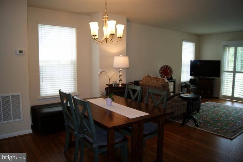 35 Driver Square Front Royal, VA 22630 - Photo 11 of 21 Dining Room