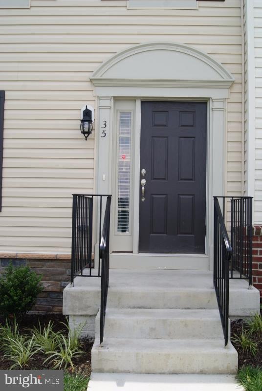 35 Driver Square Front Royal, VA 22630 - Photo 21 of 21 Exterior (Front)