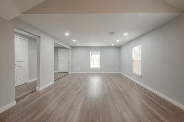 $1,895 | 2725 Avenue F, Unit RR, Rosenberg, TX 77471