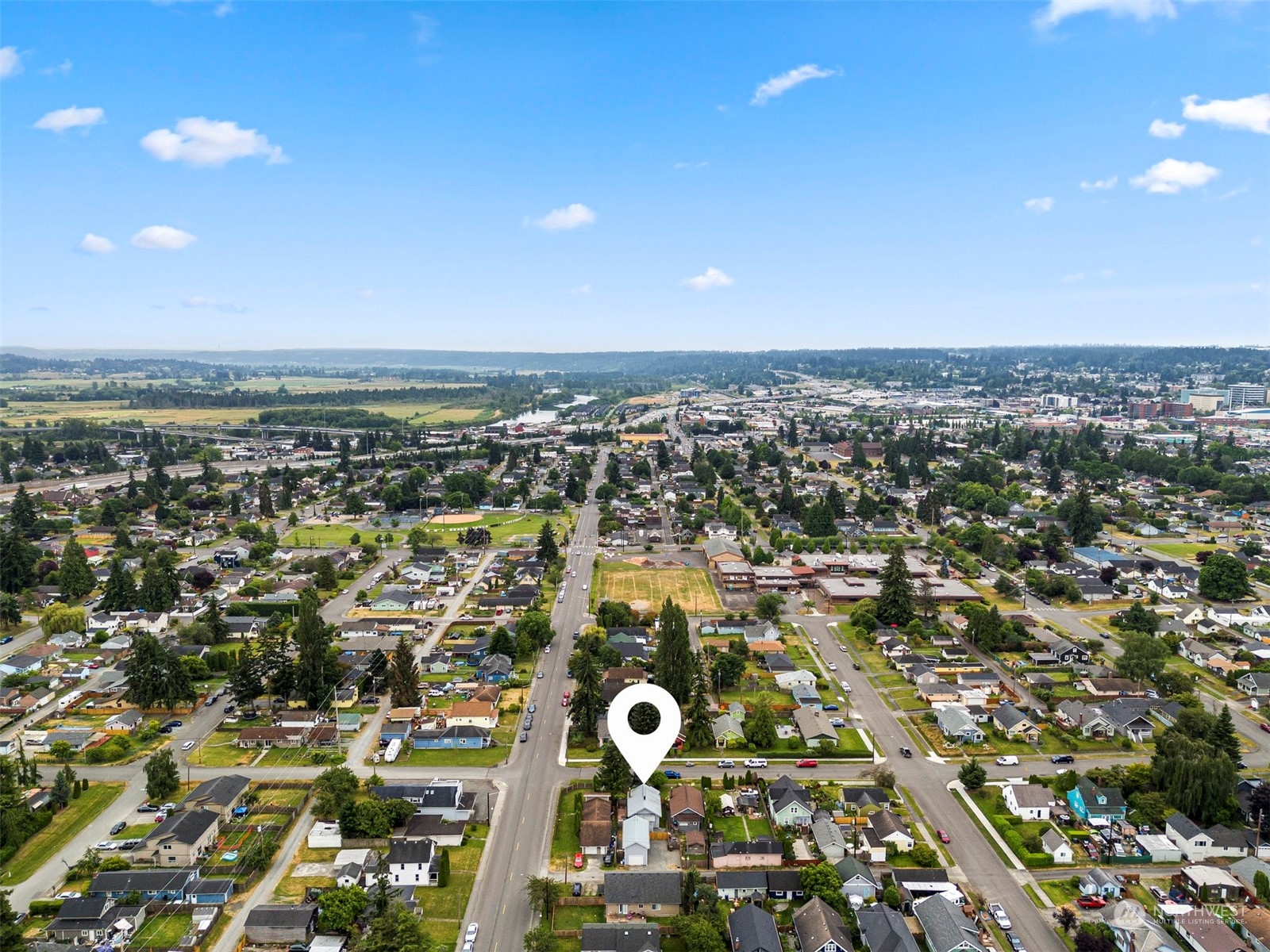 3015 21st Street Everett, WA 98201 - Photo 24 of 26 an aerial view of multiple house