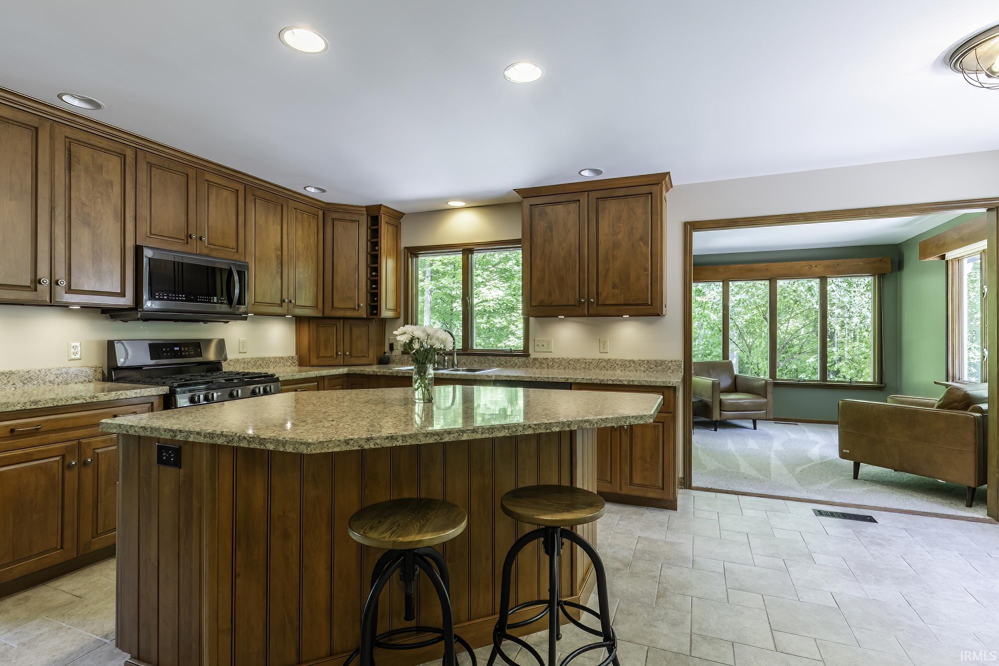 2125 Gump Road East Fort Wayne, IN 46845 - Photo 11 of 36