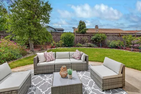 $1,398,888 | 985 Summerfield Drive, San Jose, CA 95121