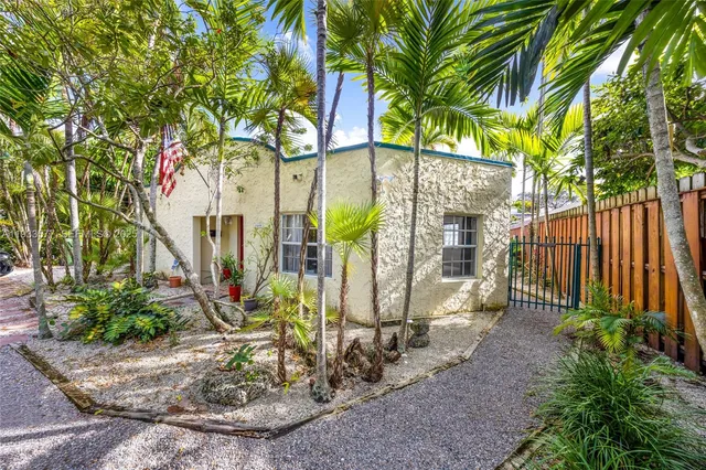$7,500 | 1840 Tigertail Avenue, Miami, FL 33133