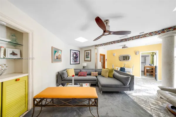 $6,900 | 1840 Tigertail Avenue, Miami, FL 33133