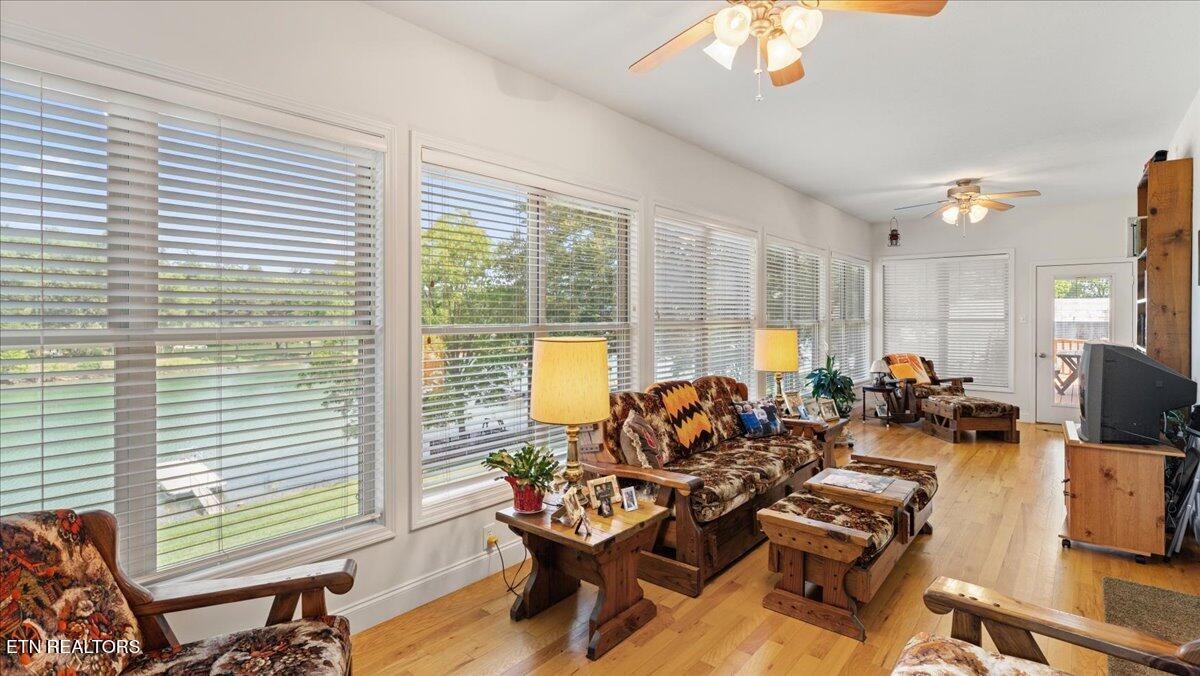 915 Smokey Mountain Queen Road Sevierville, TN 37876 - Photo 16 of 48 Gallery Image 16