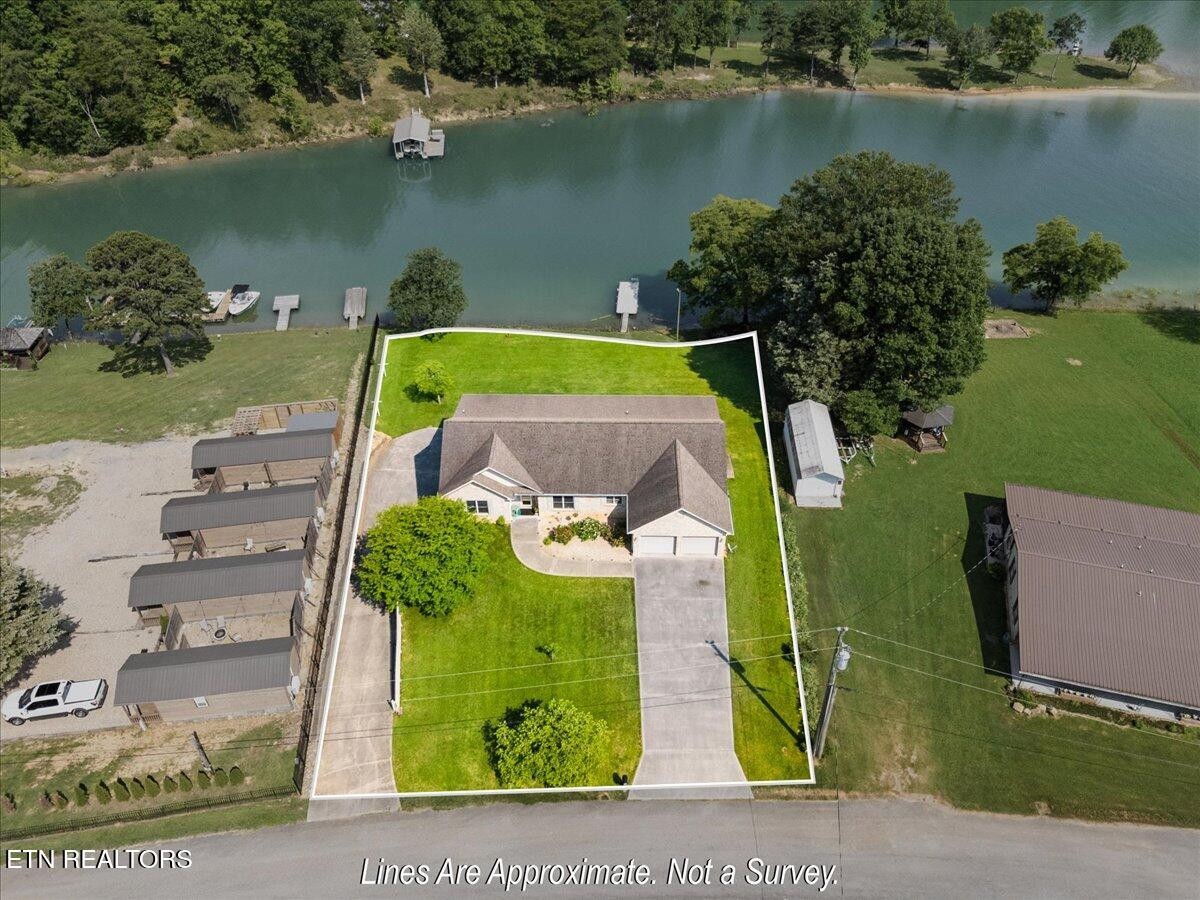 915 Smokey Mountain Queen Road Sevierville, TN 37876 - Photo 2 of 48 Gallery Image 2