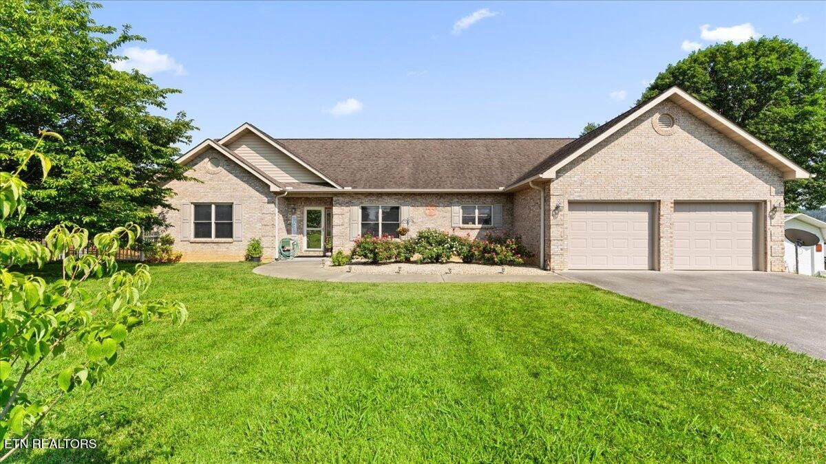 915 Smokey Mountain Queen Road Sevierville, TN 37876 - Photo 3 of 48 Gallery Image 3