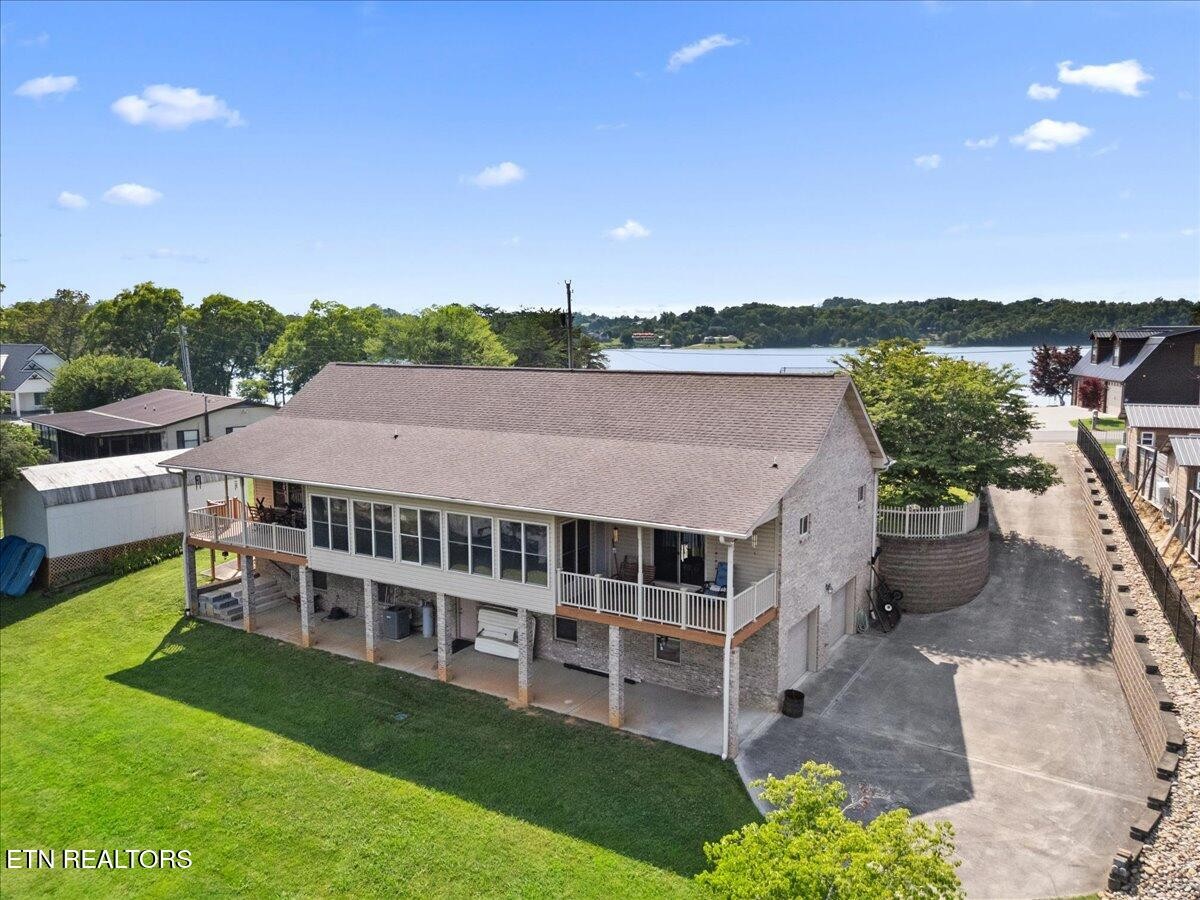 915 Smokey Mountain Queen Road Sevierville, TN 37876 - Photo 5 of 48 Gallery Image 5