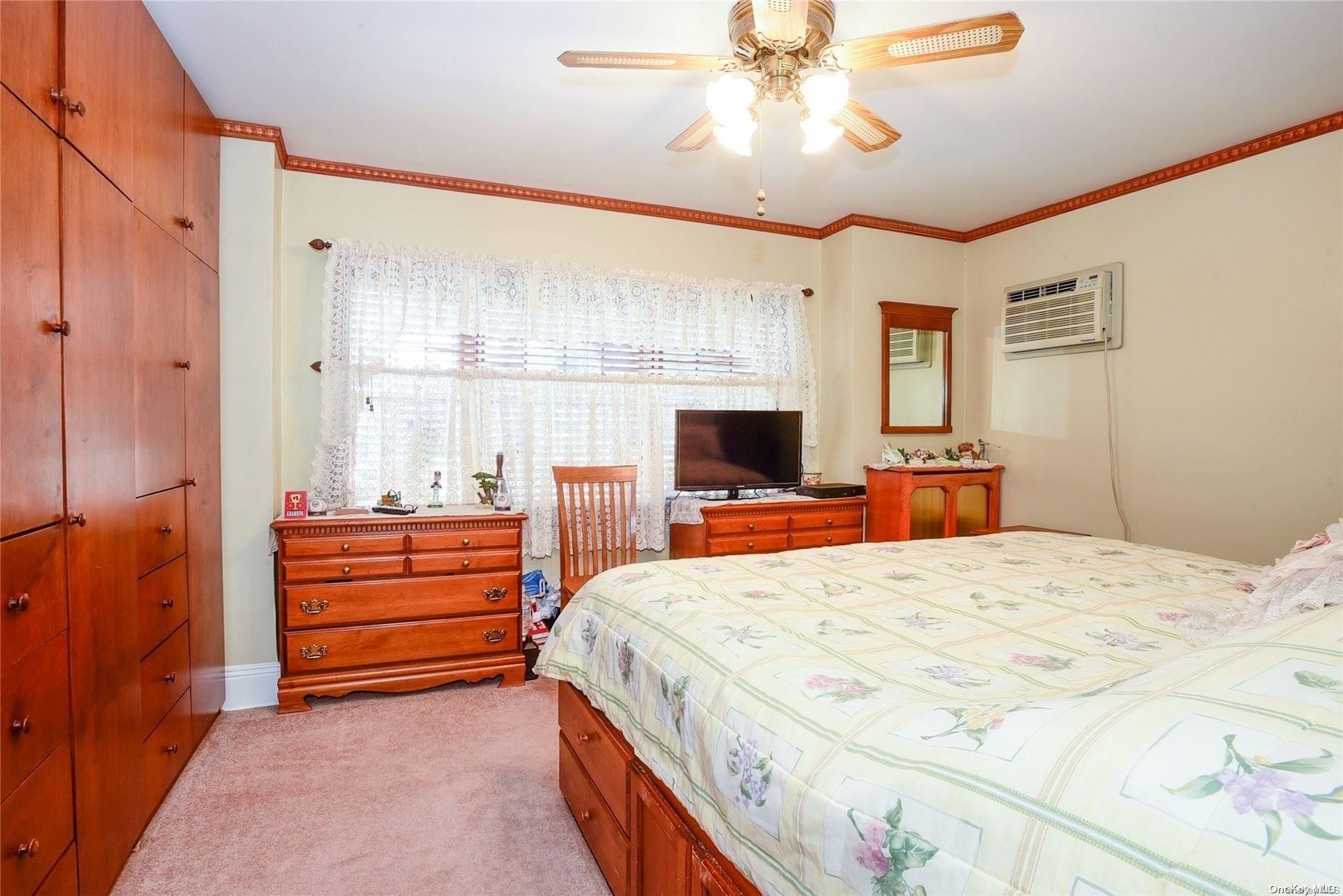 95-17 104th Street Queens, NY 11416 - Photo 6 of 9