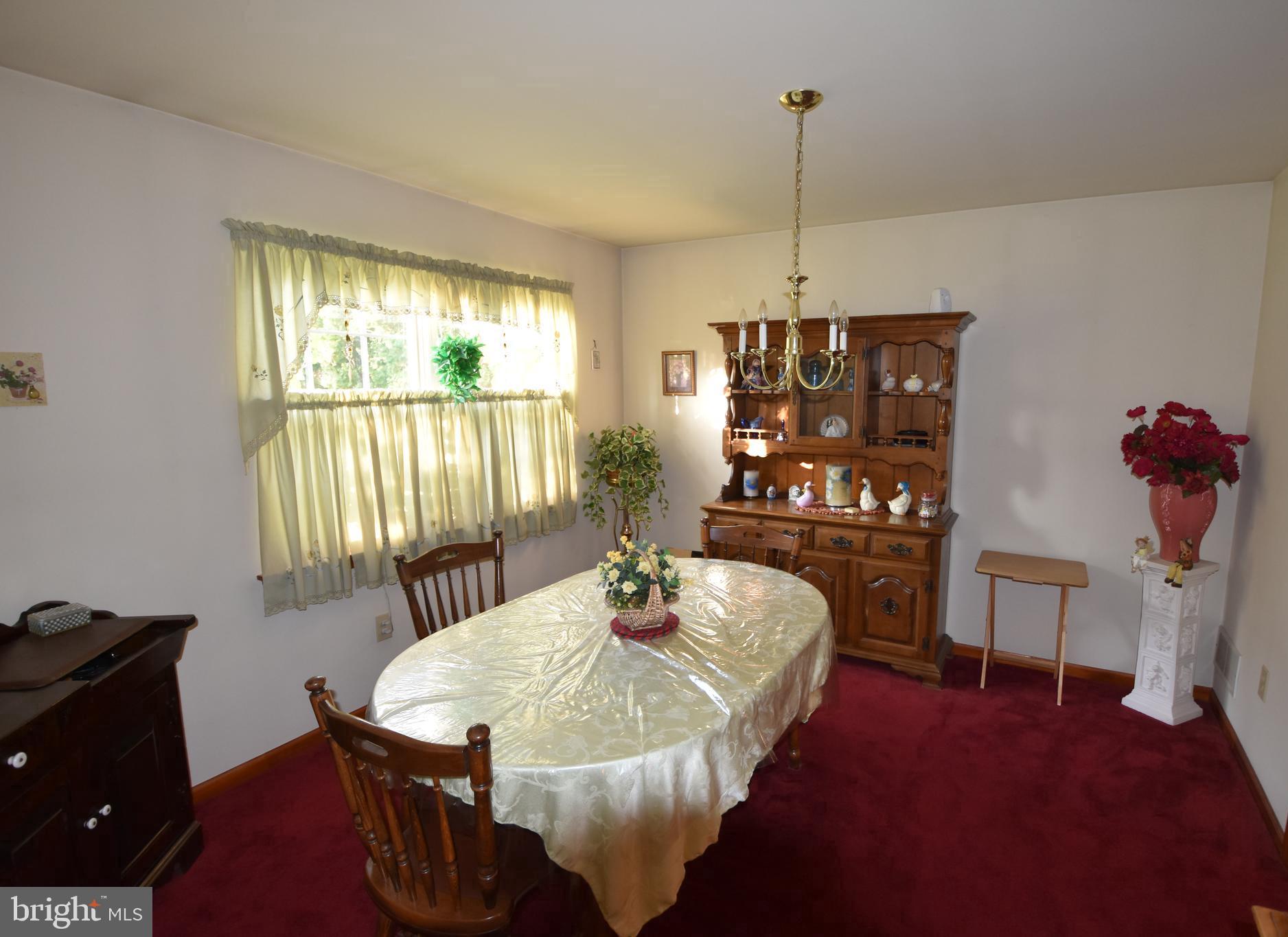 1002 West Orvilla Road Hatfield, PA 19440 - Photo 7 of 25 Dining Room