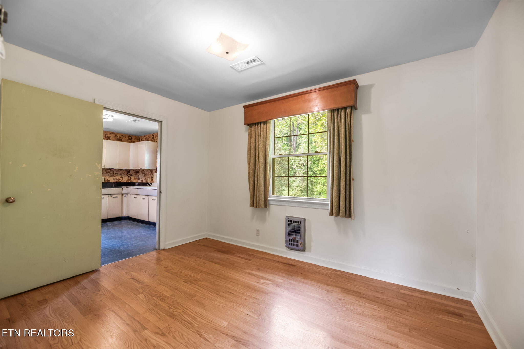 6109 Magazine Road Knoxville, TN 37920 - Photo 13 of 30 13 Bedroom 3 or Den or Dining Room View