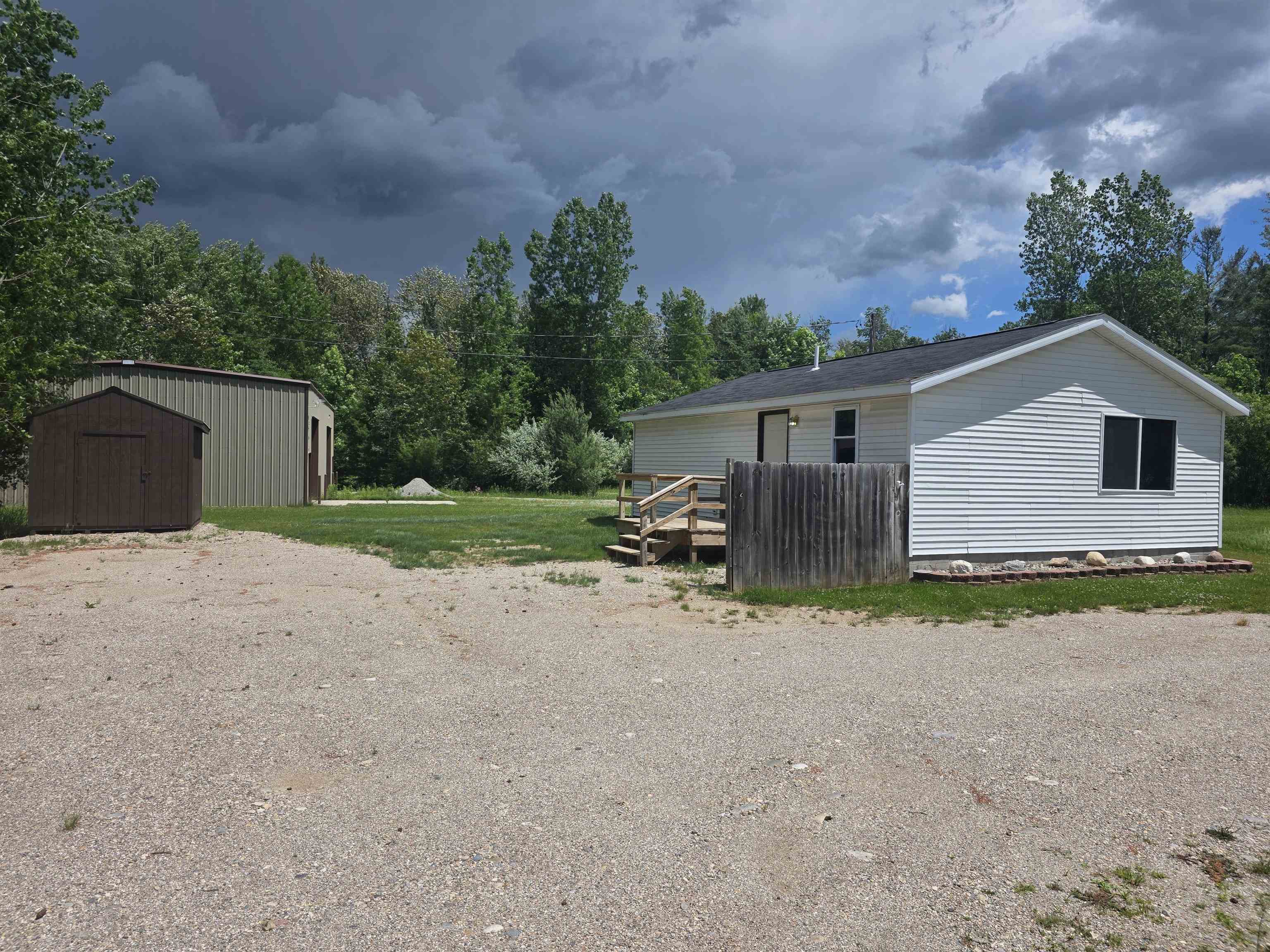 4924 Long Lake Road Hale, MI 48739 - Photo 1 of 18