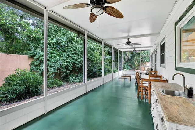 $999,000 | 430 Wildwood Way, Belleair, FL 33756