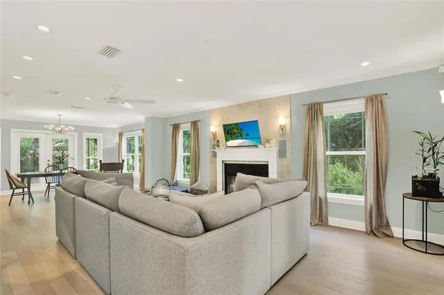 $999,000 | 430 Wildwood Way, Belleair, FL 33756