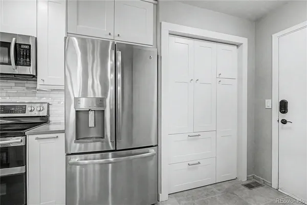 $525,000 | 9115 West Cedar Drive, Unit F, Lakewood, CO 80226