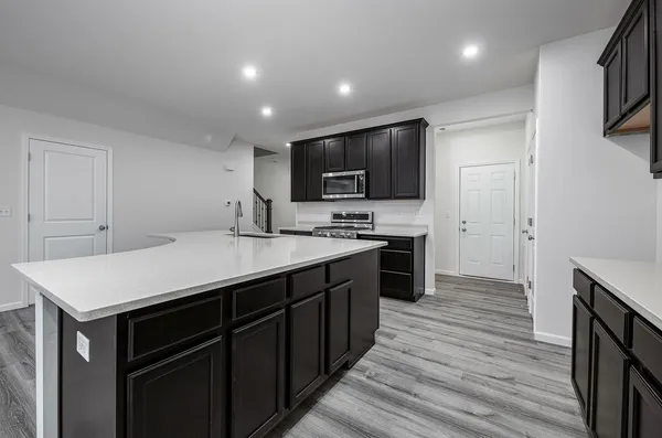 $3,200 | 535 Watercress Drive, Unit 535, Aurora, IL 60504