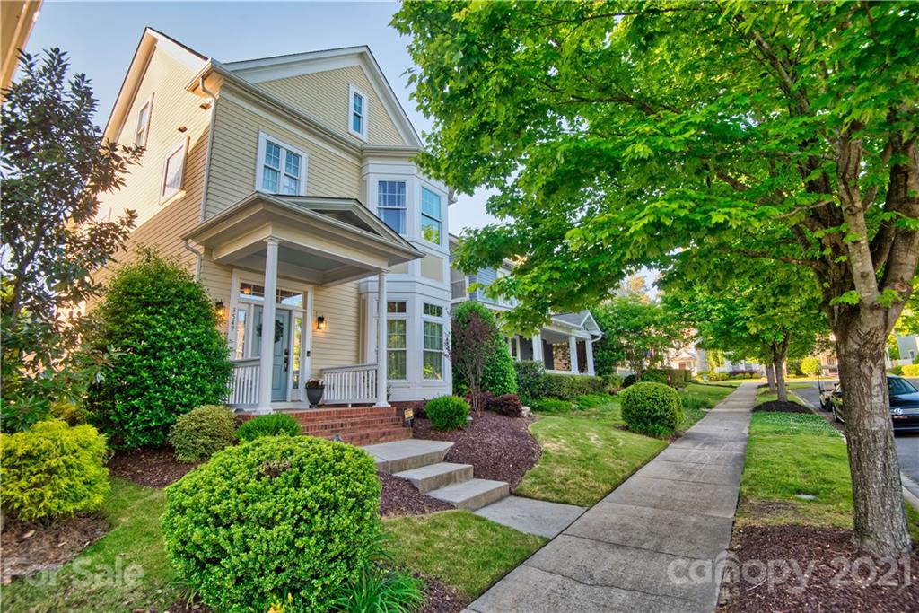 3547 Richard's Crossing Fort Mill, SC 29708 - Photo 2 of 41 a front view of a house with a yard
