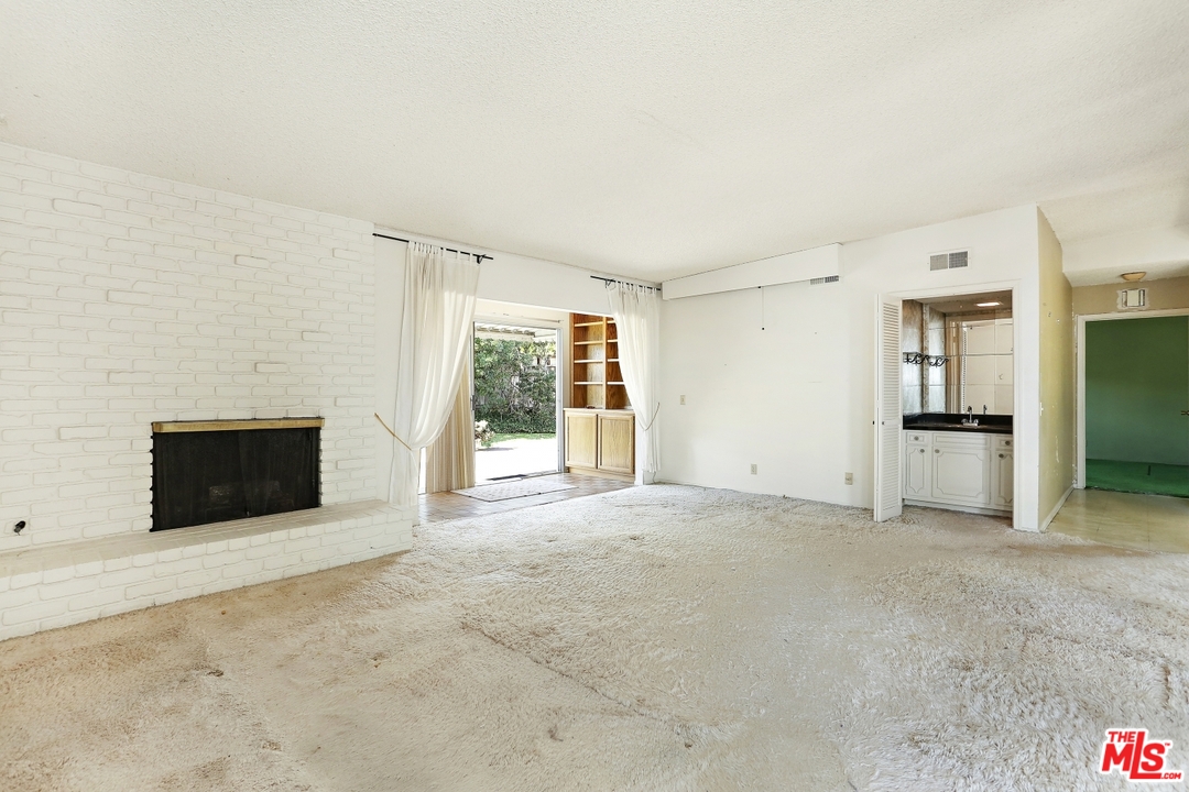 3703 Castlerock Road Malibu, CA 90265 - Photo 11 of 19 Gallery Image 11