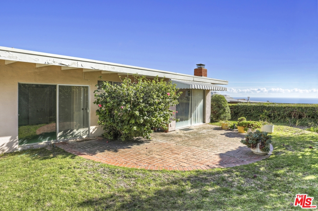 3703 Castlerock Road Malibu, CA 90265 - Photo 19 of 19 Gallery Image 19