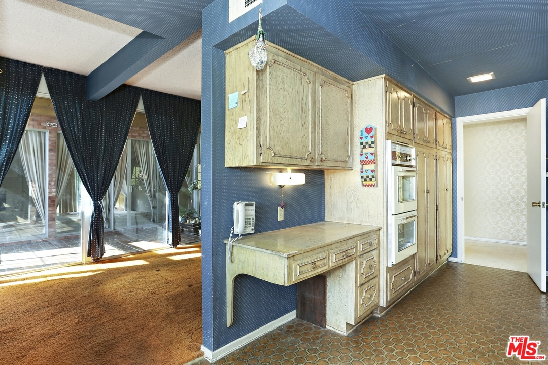 3703 Castlerock Road Malibu, CA 90265 - Photo 9 of 19 Gallery Image 9