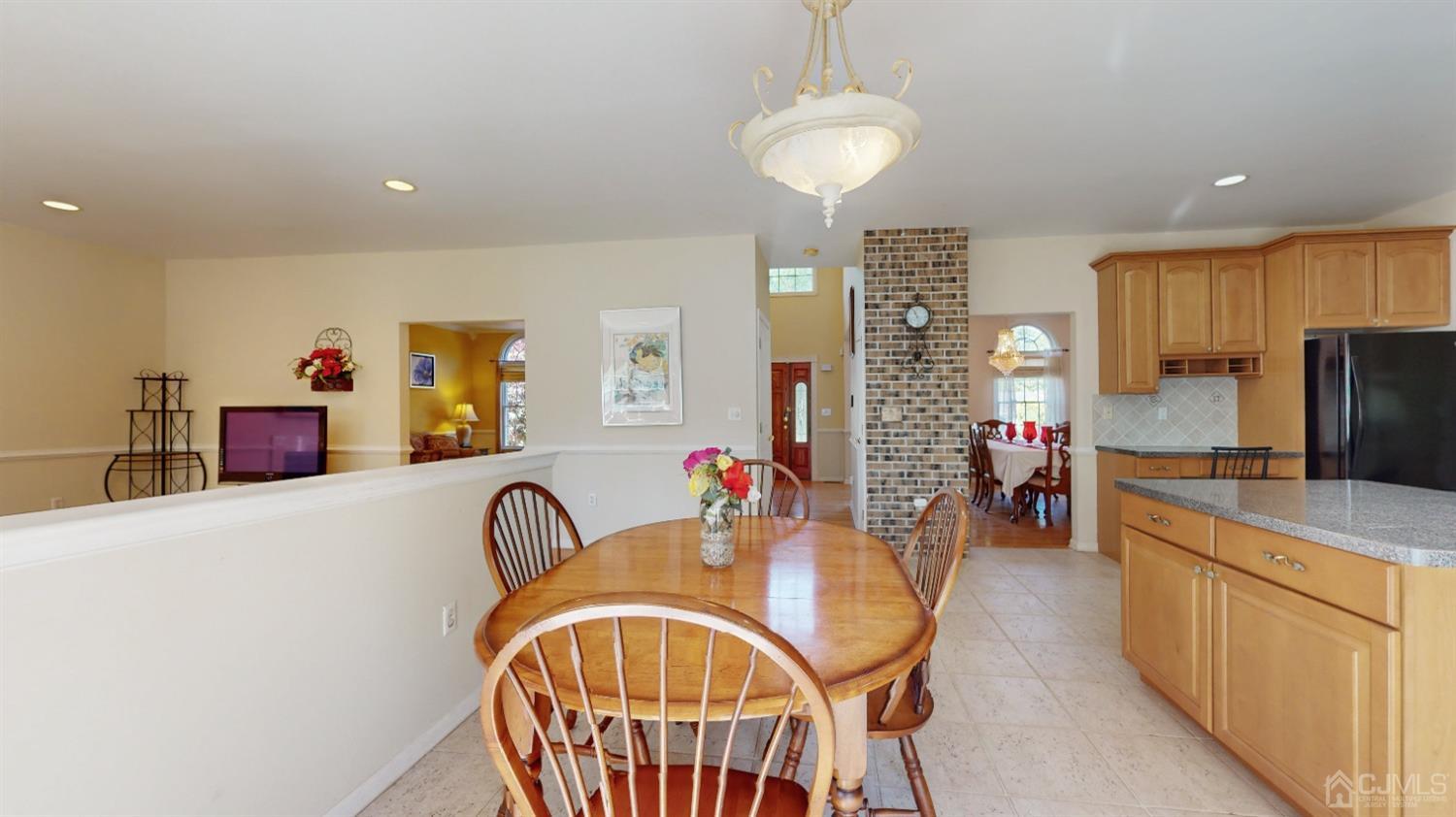 39 Homestead Road Edison, NJ 08820 - Photo 10 of 41 Gallery Image 10