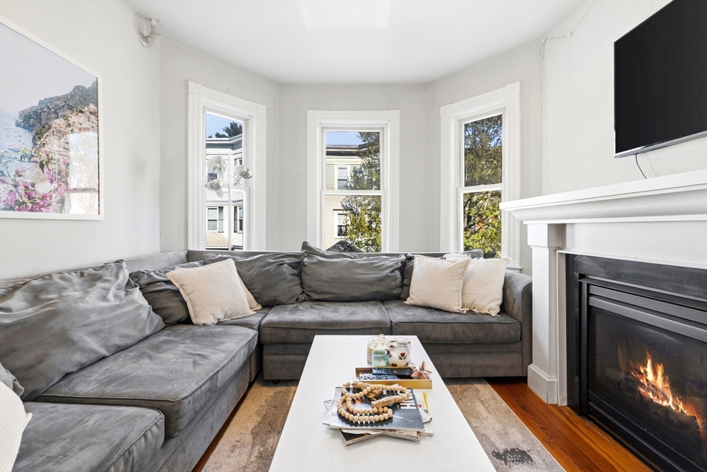 225 L Street, Unit 2 Boston, MA 02127 - Photo 2 of 12