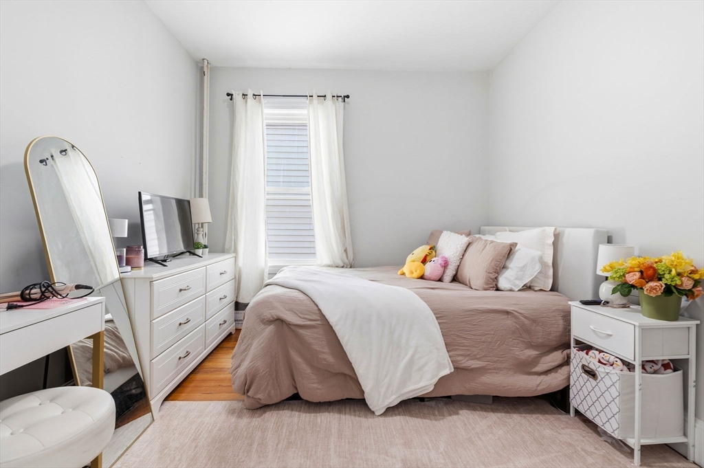 225 L Street, Unit 2 Boston, MA 02127 - Photo 6 of 12