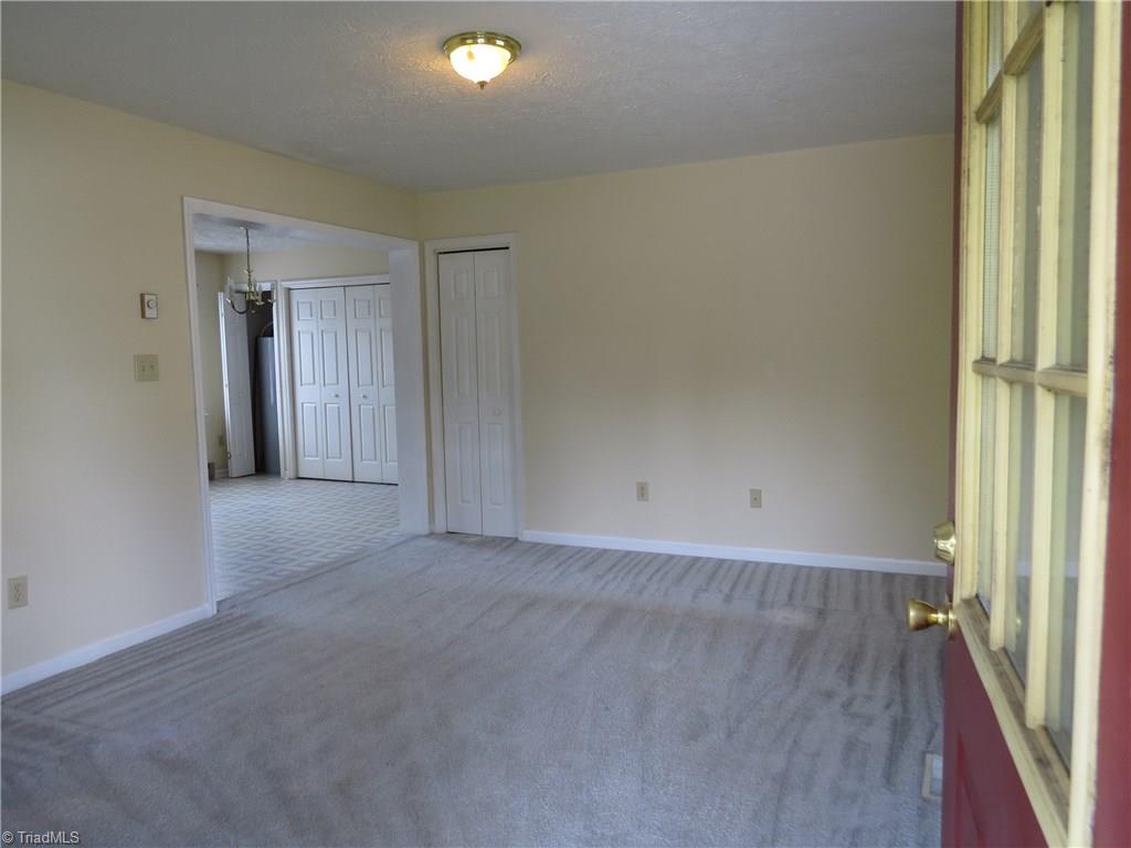 3112 Triangle Lake Road High Point, NC 27260 - Photo 7 of 16 Gallery Image 7