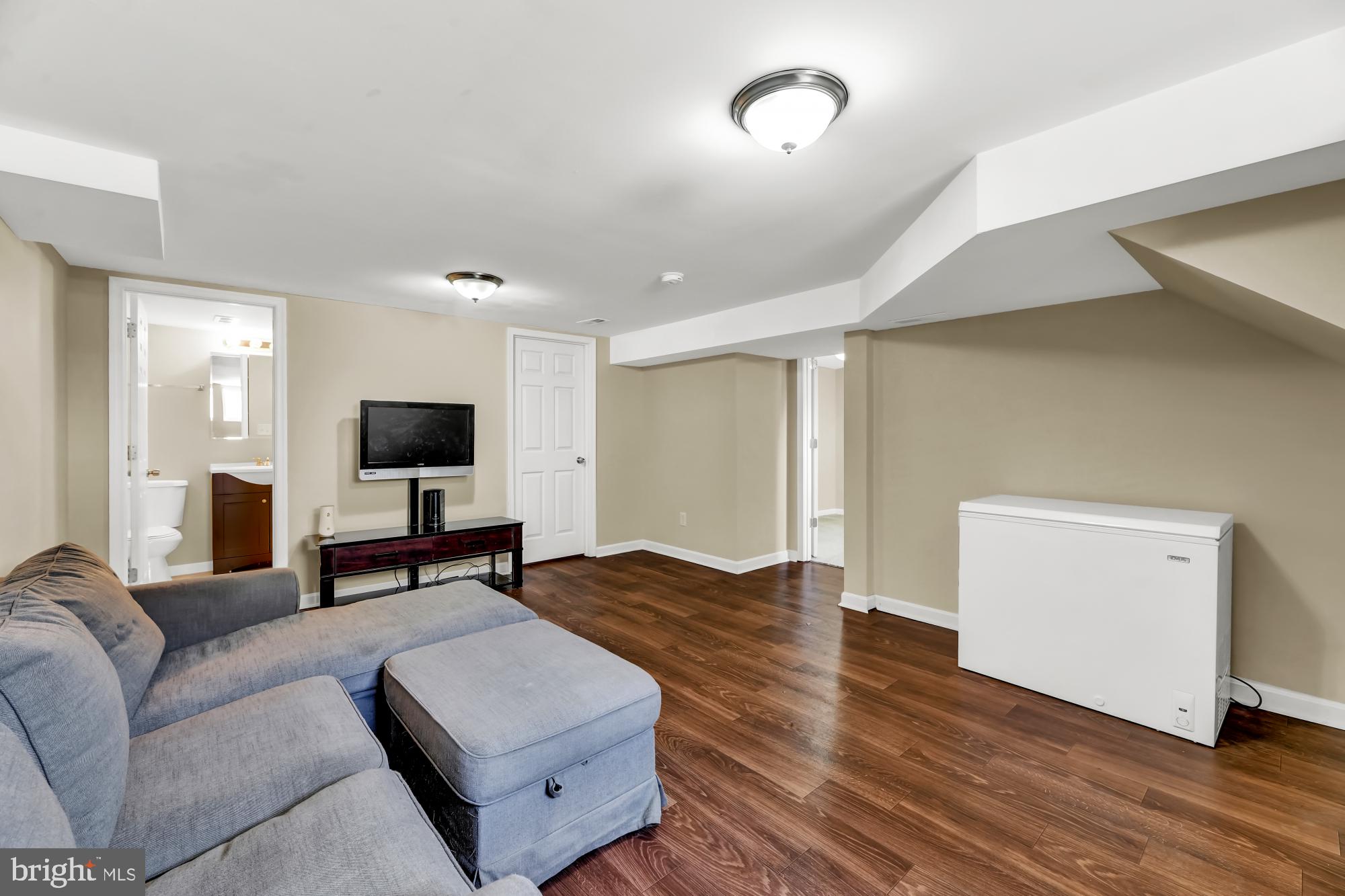 329 Poplar Road Baltimore, MD 21221 - Photo 14 of 30