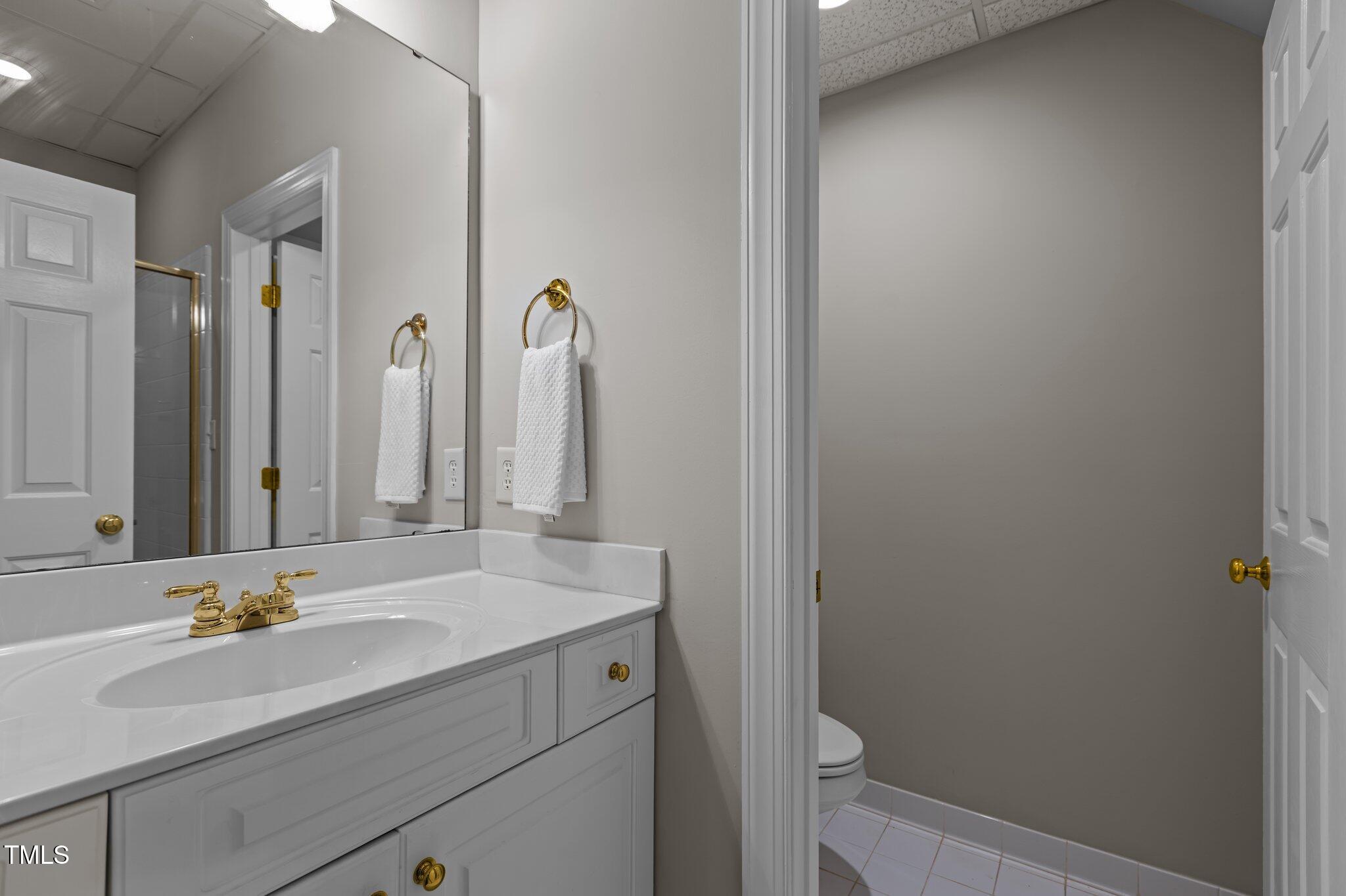 6728 Pointe Vista Circle Raleigh, NC 27615 - Photo 35 of 40 25-web-or-mls-2N6A2510