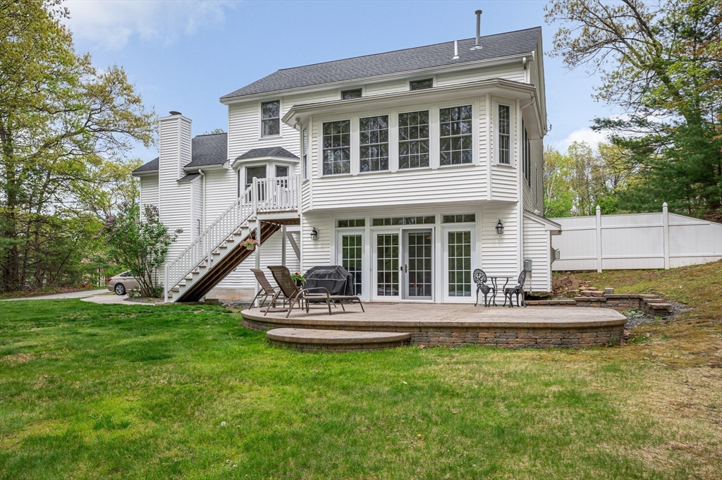 5 Ridge Road Tyngsboro, MA 01879 - Photo 2 of 40 Gallery Image 2