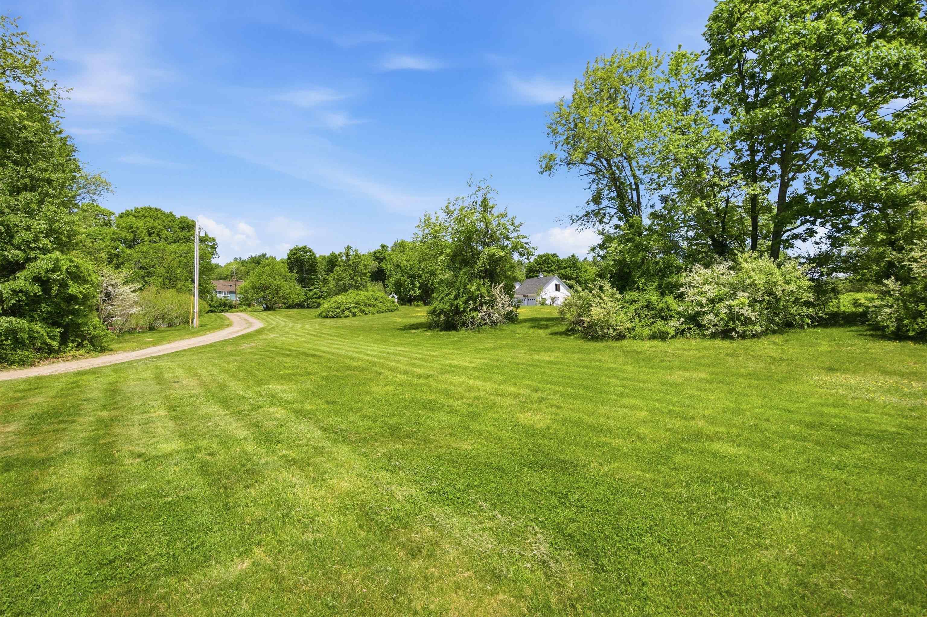 343 Beauty Hill Road Barrington, NH 03825 - Photo 8 of 55